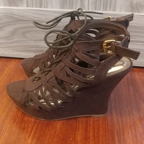 Brown Wedges - Picture 3 of 6